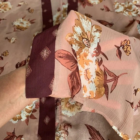 Floral Robe - Picture 9 of 9